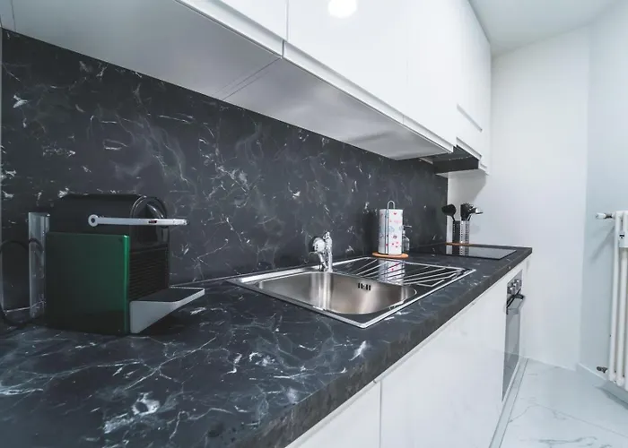 Tessa&aurora - Incredible View & Pool With Parking Daire *