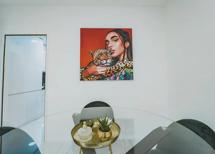 Tessa&aurora - Incredible View & Pool With Parking アパート