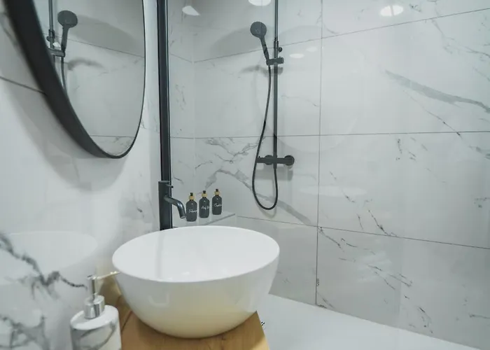 Daire Tessa&aurora - Incredible View & Pool With Parking