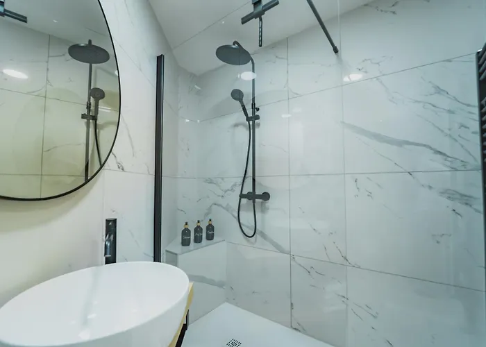 Daire Tessa&aurora - Incredible View & Pool With Parking *