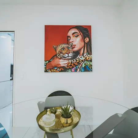 Tessa&aurora - Incredible View & Pool With Parking Apartman