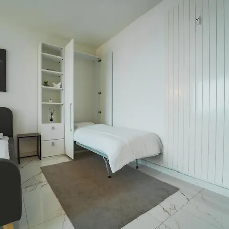 Tessa&aurora - Incredible View & Pool With Parking Apartman *